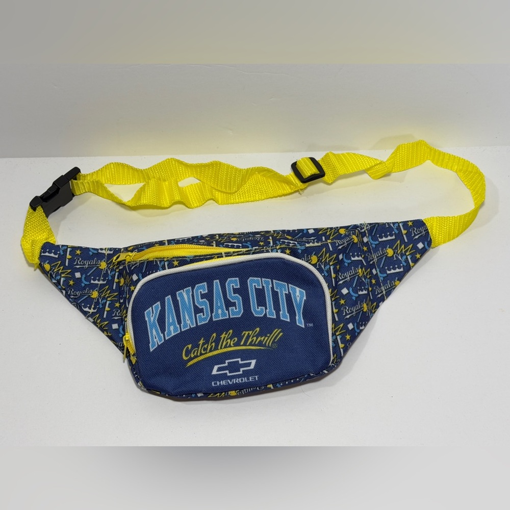Kansas City Royals 2019 Fanny Pack SGA Retro '90s Night Hip Carry Bag